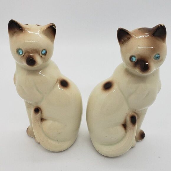 Siamese Cats Blue Crystal Eyes Vintage Salt & Pepper Shaker Set - Picture 1 of 7